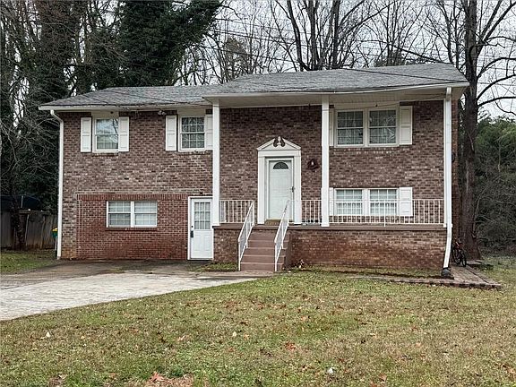 2nd image of 956 Slash Pine Rd Unit 2