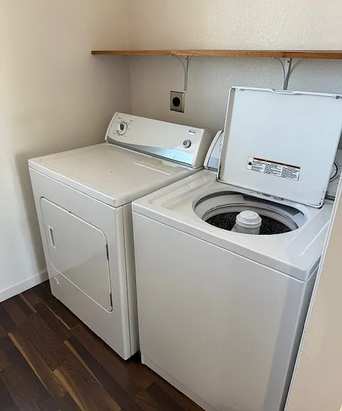 1532 N Erwin St #C — Photo 24