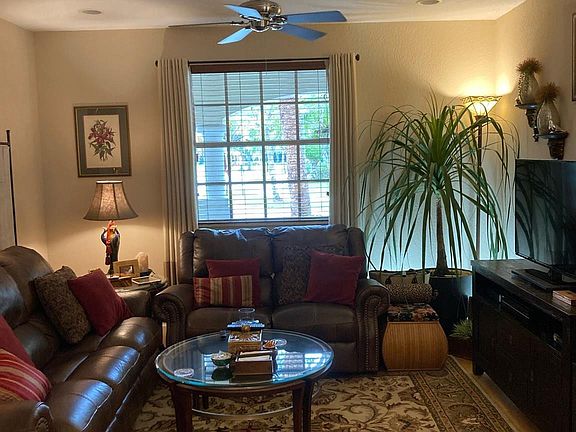 5th image of 1428 W Wickham C Circle #C