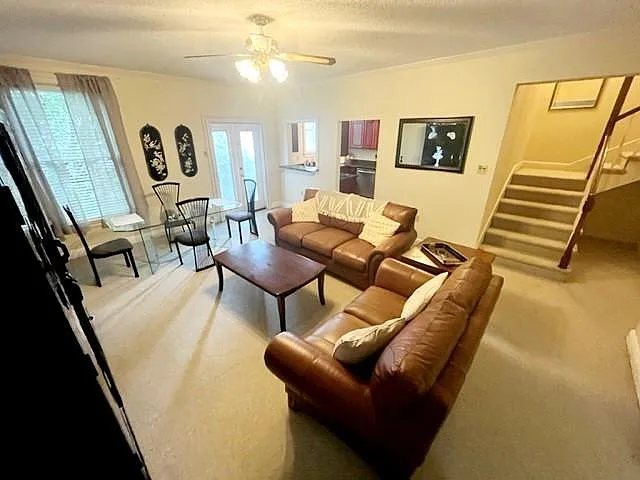 323 Morgan St #D — Photo 7