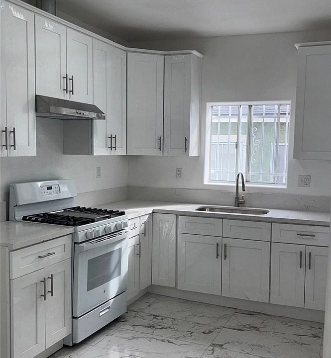 1st image of 4172 Dorsey St