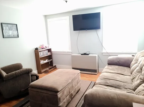 271 New England Rd #B, Searsmont, ME 04973