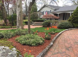 50 Orchard Dr, Cranston, RI 02920