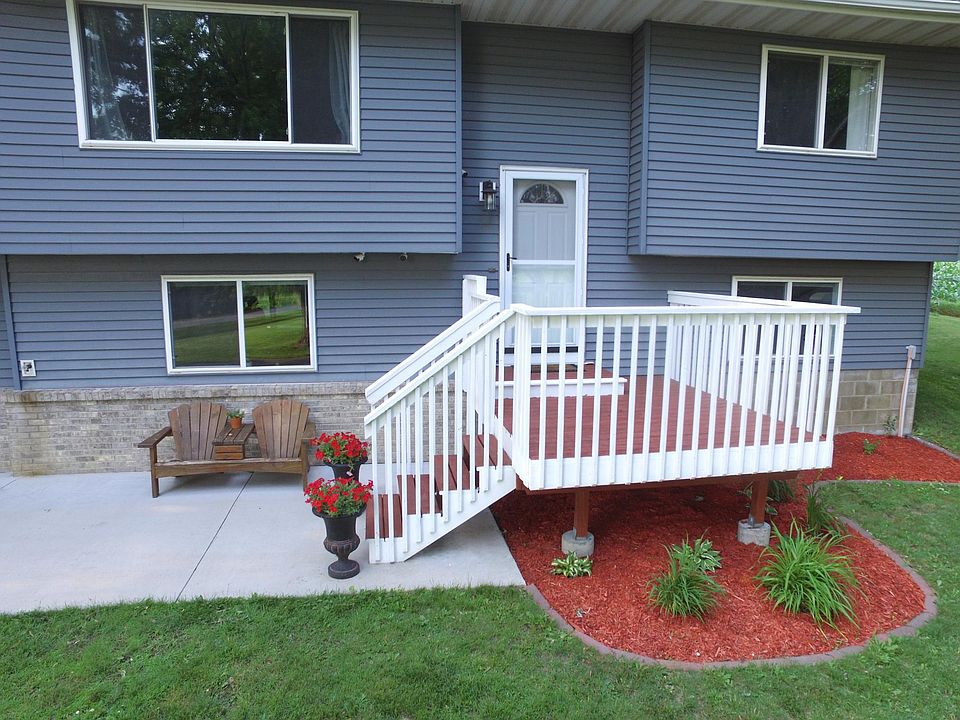 1st image of 5290 85th St NE