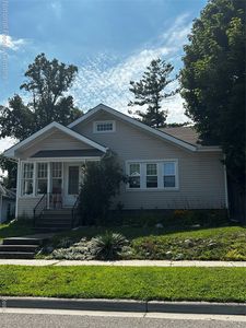 235 N Calhoun St, Lapeer, MI, 48446