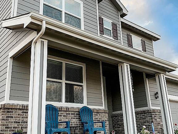 3rd image of 525 Marquiss Ct