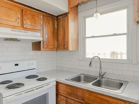 5th image of 1511 Sunnyside Ave #A