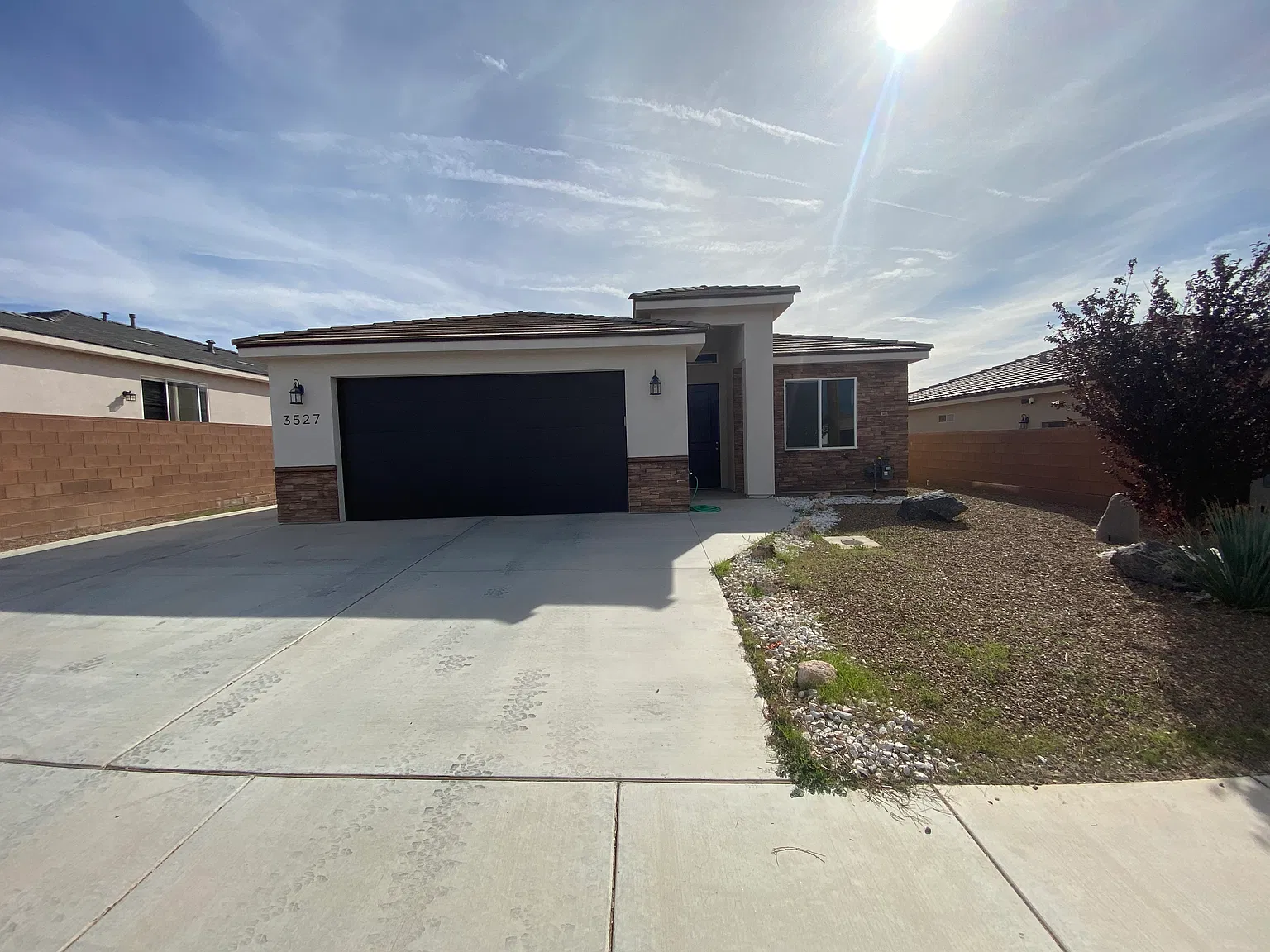 3 bed, 1530 sqft, $2,400 — Photo 1