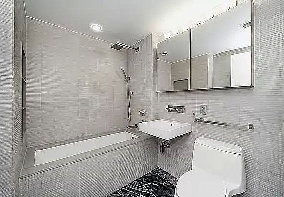 2nd image of 250 Bedford Ave #501
