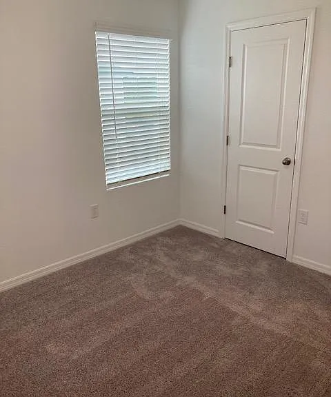 1032 Appleton St — Photo 23