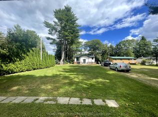 1032 Moore Lake Estates Rd, Minden Hills, ON K0M2L1