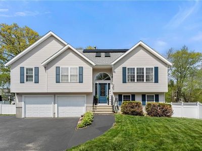 3605 Mendon Rd, Cumberland, RI, 02864