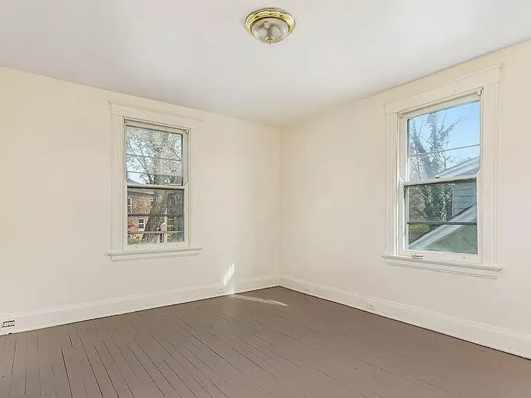 2886 Shaffer Ave #2 — Photo 2