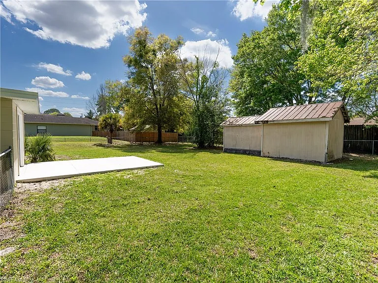 2352 Sunny View Dr — Photo 16