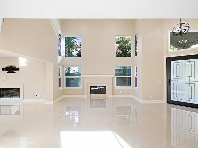 24675 Vista Cerritos — Photo 4