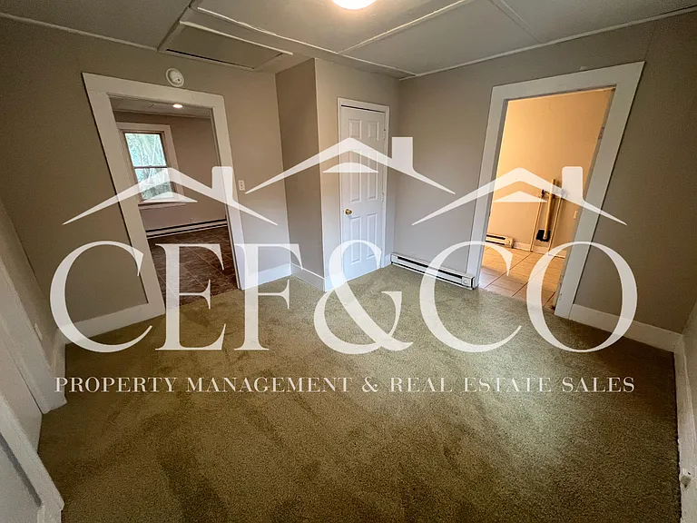306 Westview Blvd — Photo 7