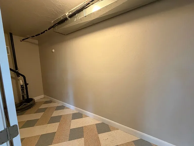469 E Barcelona Dr — Photo 27