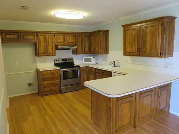 5th image of 6814 Michelle Dr