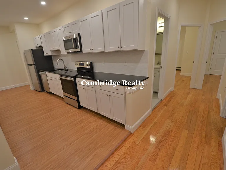 35 Brookline St #2T — Photo 4