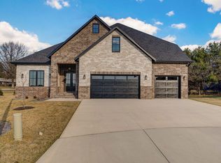 2187 N Silver Charm Avenue, Springfield, MO 65802
