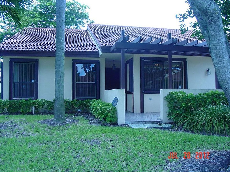 1st image of 7225 Solandra Ln