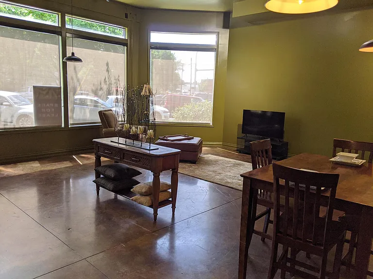 315 E Main St #A — Photo 3