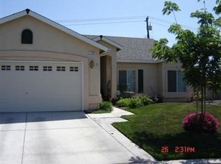 1730 Gibson Ave, Clovis, CA 93611