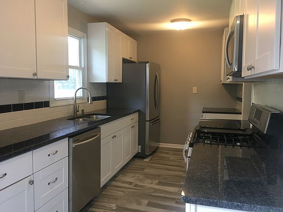 5th image of 1809 Briarcliff Dr