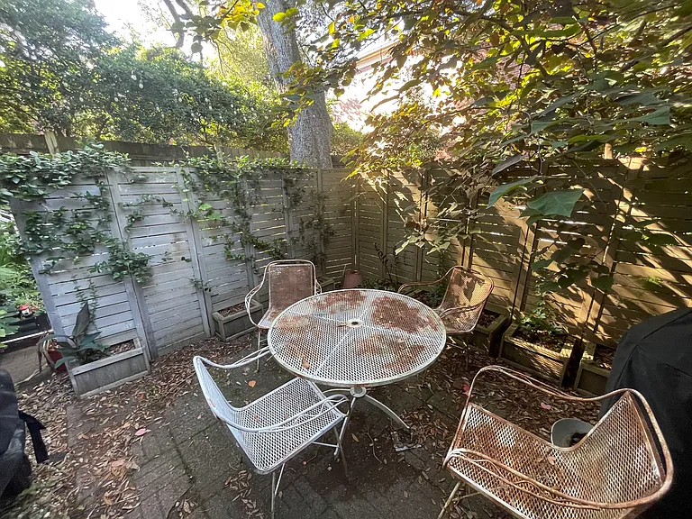 Courtyard | Patio area