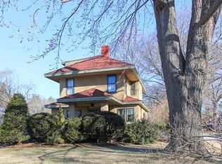 25 Porter St, Wenham, MA 01984