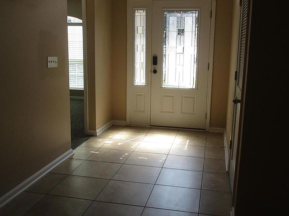 4th image of 469 Glendale Ln