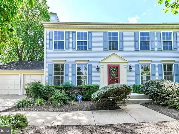 20924 Fowlers Mill Cir, Ashburn, VA 20147