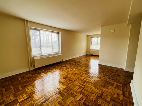 (undisclosed Address), Fresh Meadows, NY 11365