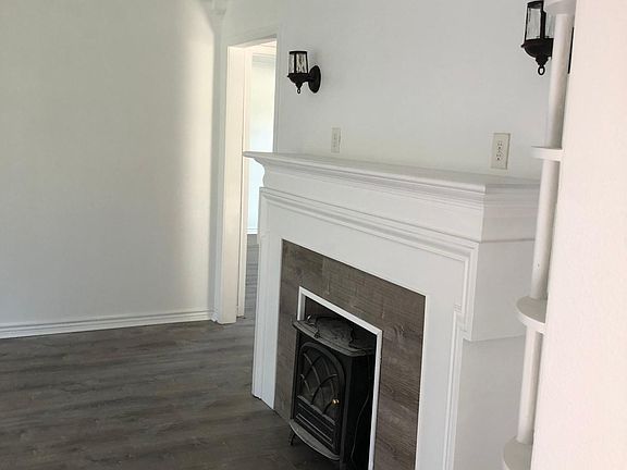 2nd image of 2310 Elizabeth Dr