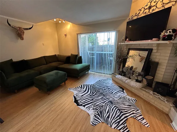 3919 Fairmont Pkwy APT 193, Pasadena, TX 77504