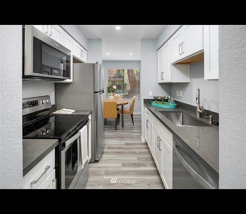 1st image of 16220 NE 12th Ct APT C31