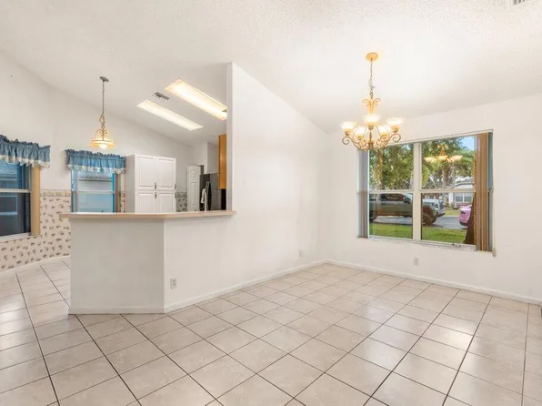 2236 Soundings Court, Greenacres, FL 33413