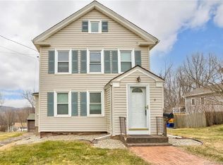37 Prospect St, Portland, CT 06480