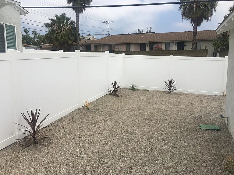 2076 Thomas Ave — Photo 16