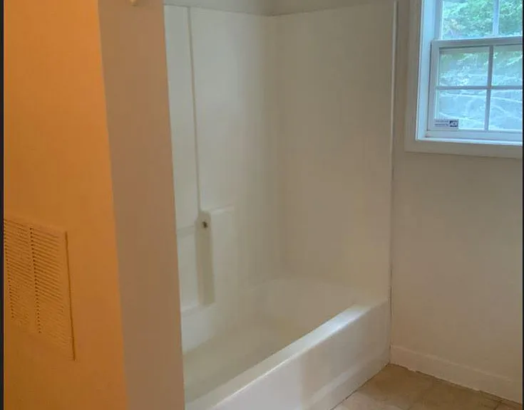 657 Home Ave SE — Photo 9