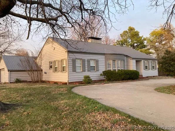 1104 E Moses St, Cushing, OK 74023