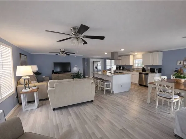 2001 83rd Ave N #1048, Saint Petersburg, FL 33702