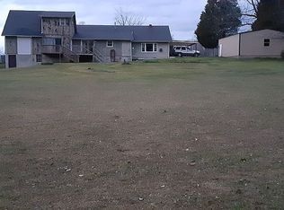 1500 Lock B Rd S, Clarksville, TN 37040