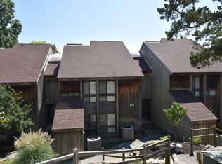 9359 S Pointe Lasalles Dr, Bloomington, IN 47401