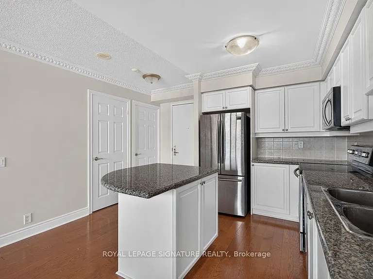 80 Harrison Garden Blvd #2219 — Photo 12