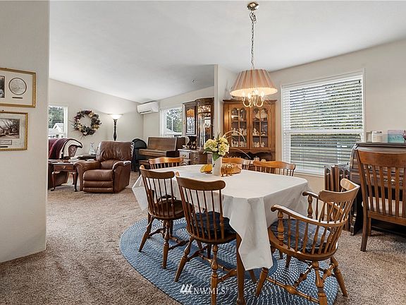 5th image of 15209 122nd Avenue Ct E #38