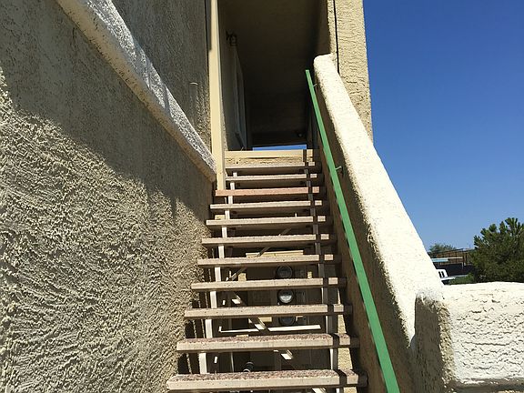 2nd image of 1521 Linnbaker Ln Unit 203