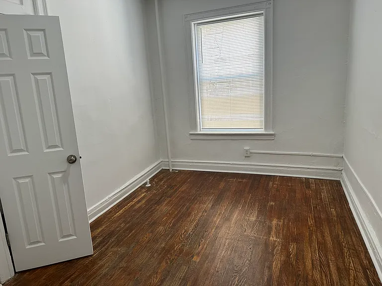 804 Avenue C #15 — Photo 9