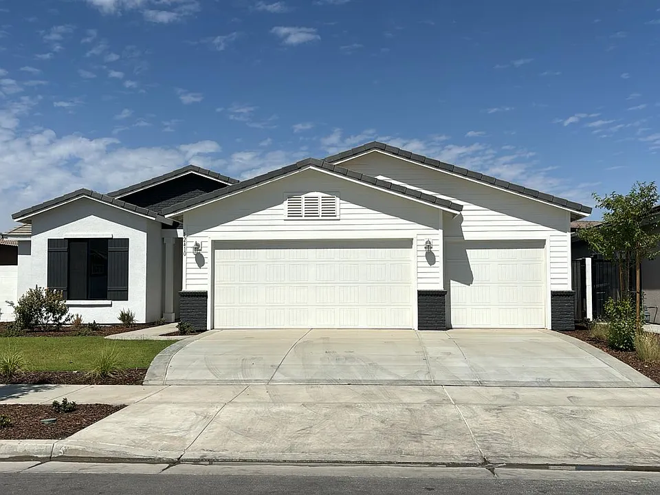12410 Madelyn Dr