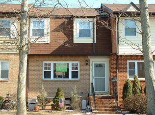 402 Flora Ct, Brick, NJ 08724